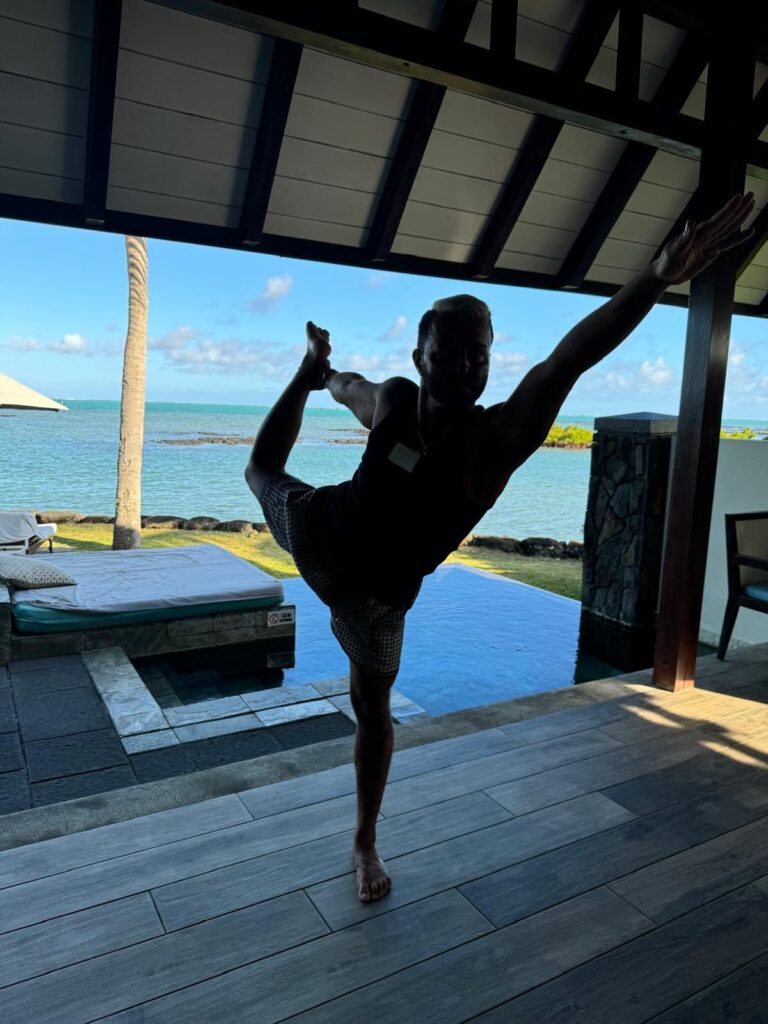 daniel graf von luxburg yoga