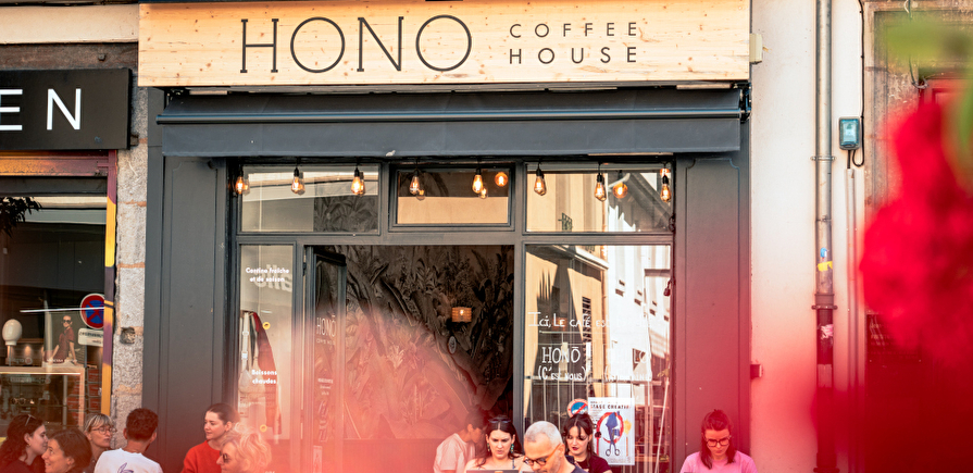 découvrez coffee boy, le café nomade à grenoble, pour savourer un café de qualité où que vous soyez en ville.